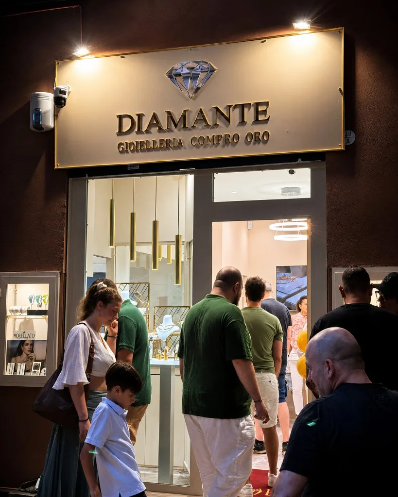 Inaugurazione della gioielleria Diamante a Bologna
